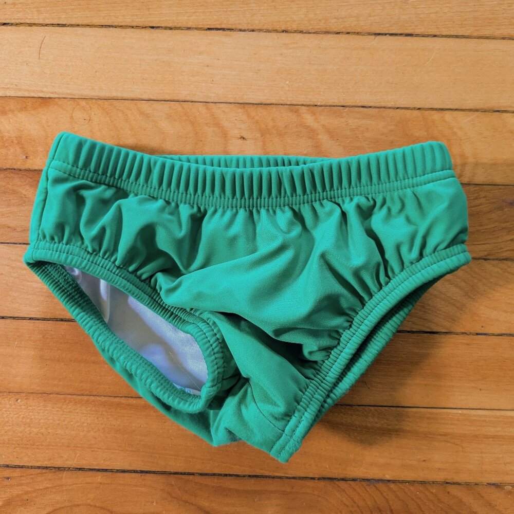 Primary swimming shorts 12-18 mos